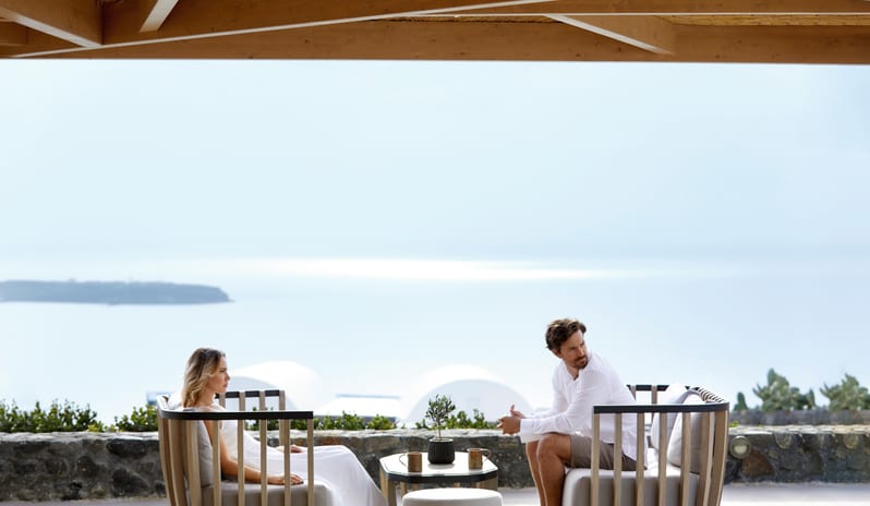 AKRATOS POOLSIDE BAR